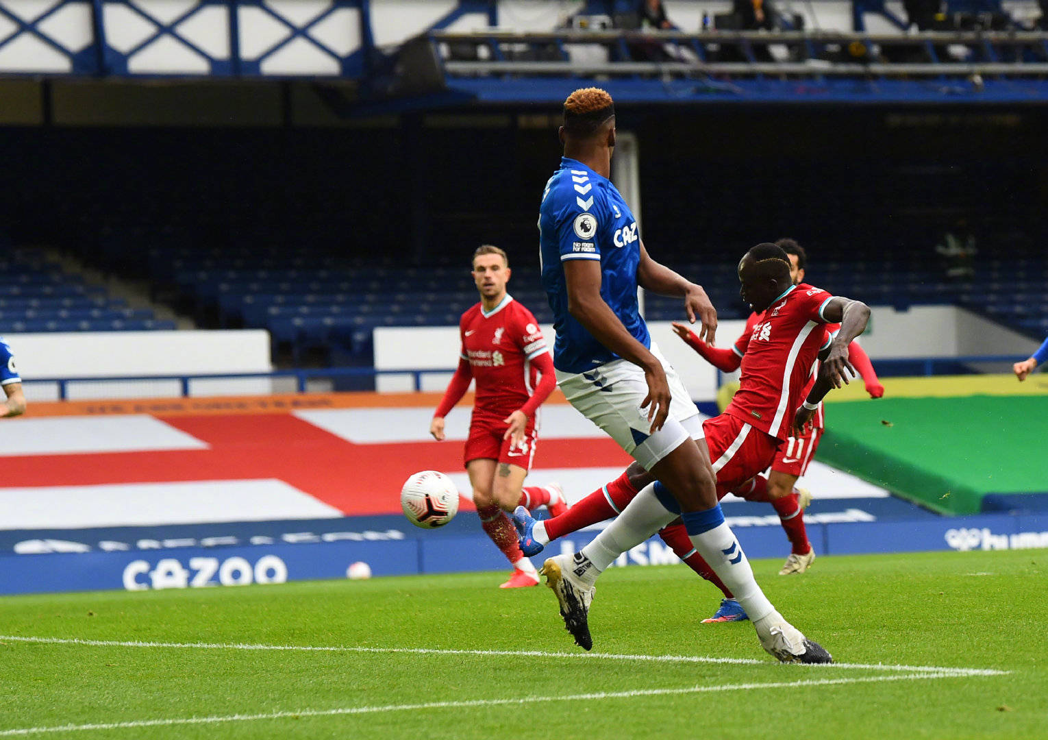 攻破曼联的 攻破曼联的